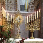 Ostensoir et candélabres